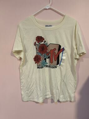 MTV Tshirt *L*